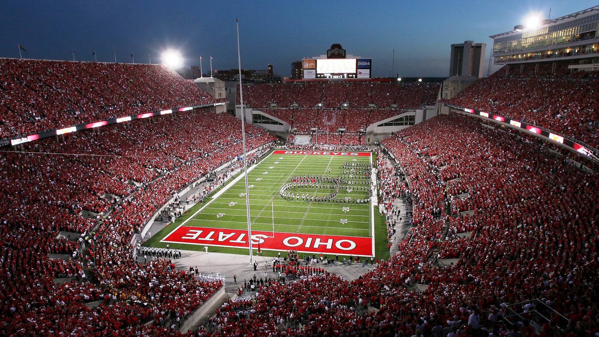 历史性足球赛事首次设立VAR实验赛区,足球var技术应用